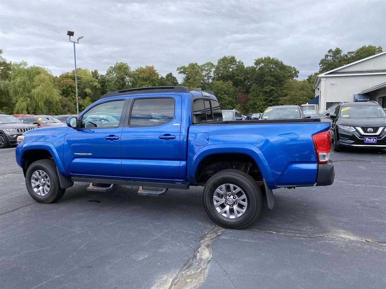 Toyota Tacoma  2016