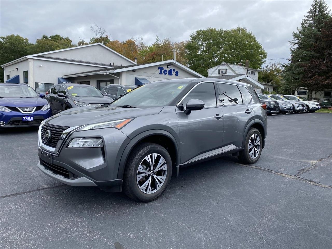 Nissan Rogue  2021