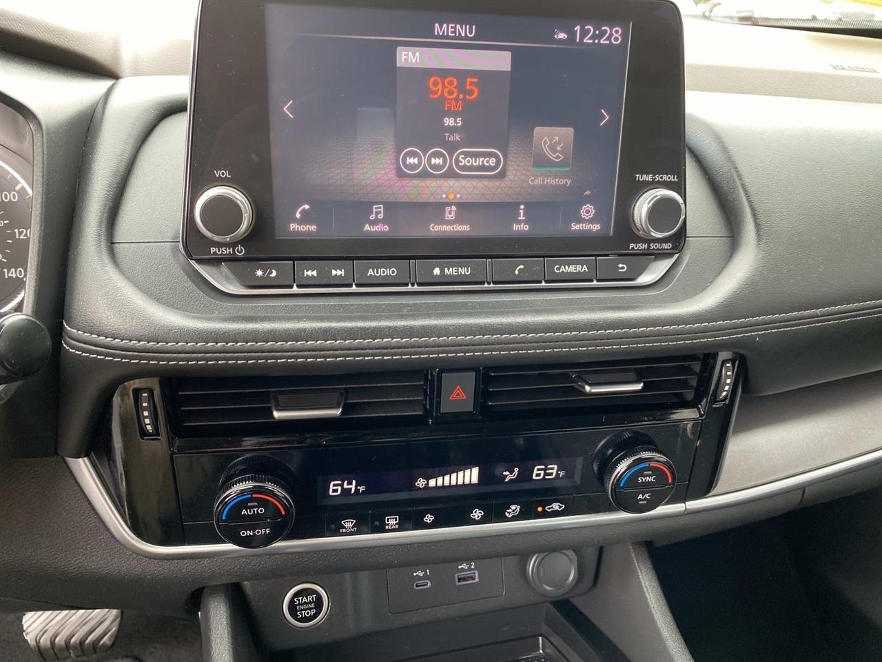 Nissan Rogue  2021