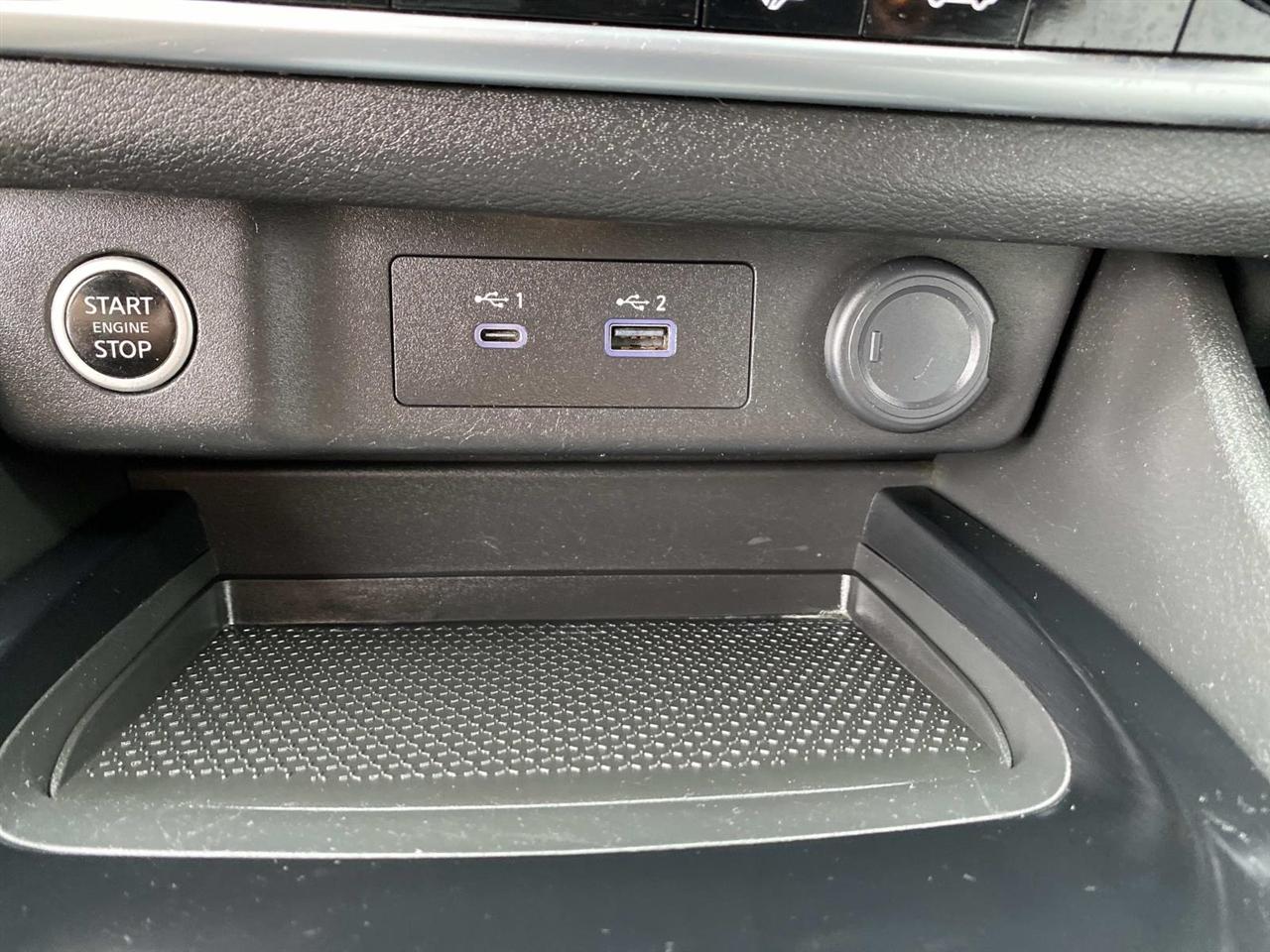 Nissan Rogue  2021