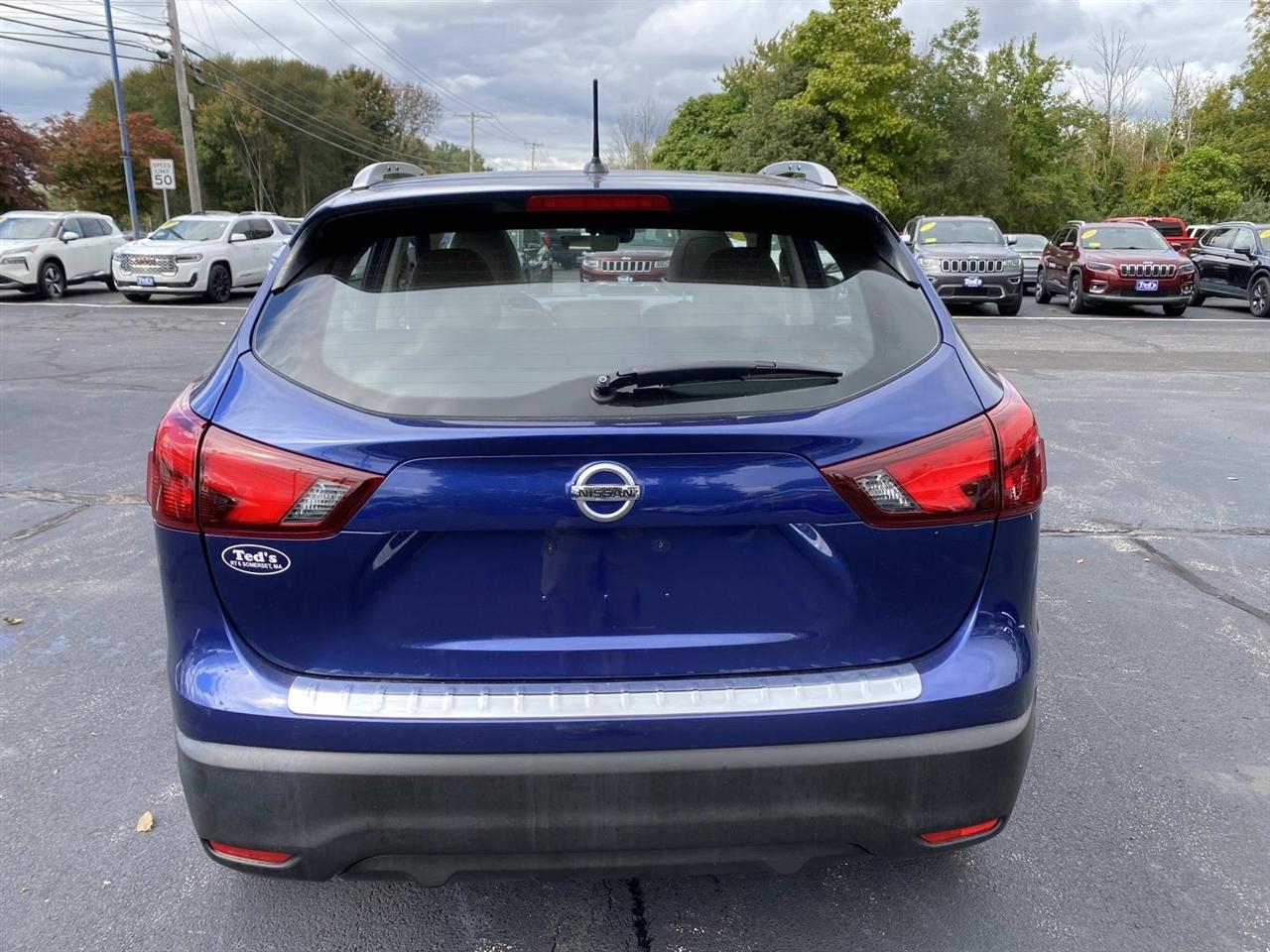 Nissan Rogue Sport  2018