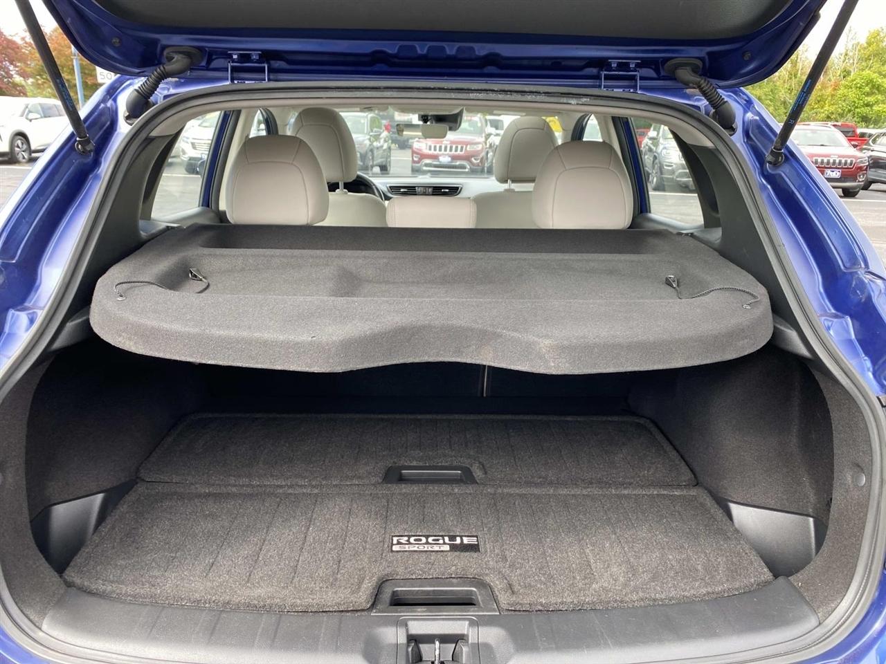 Nissan Rogue Sport  2018