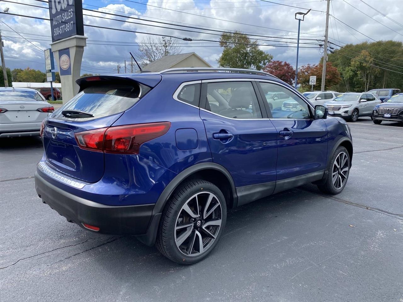 Nissan Rogue Sport  2018