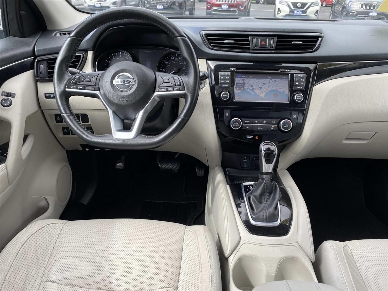 Nissan Rogue Sport  2018