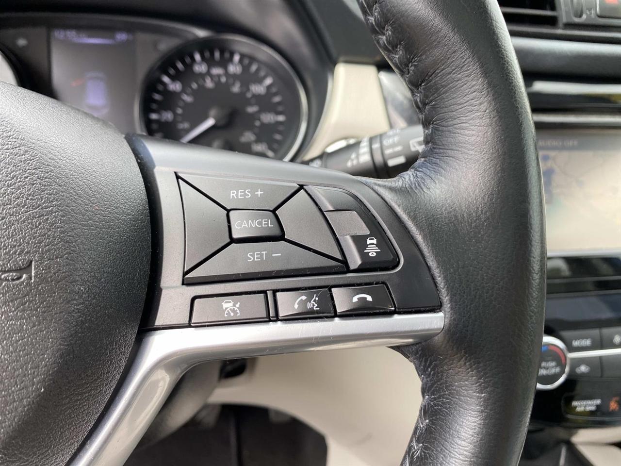 Nissan Rogue Sport  2018