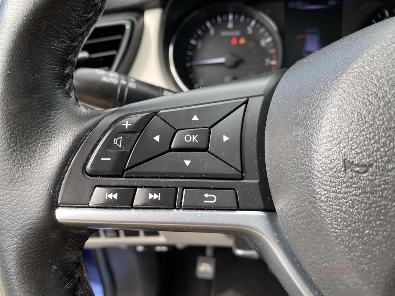Nissan Rogue Sport  2018