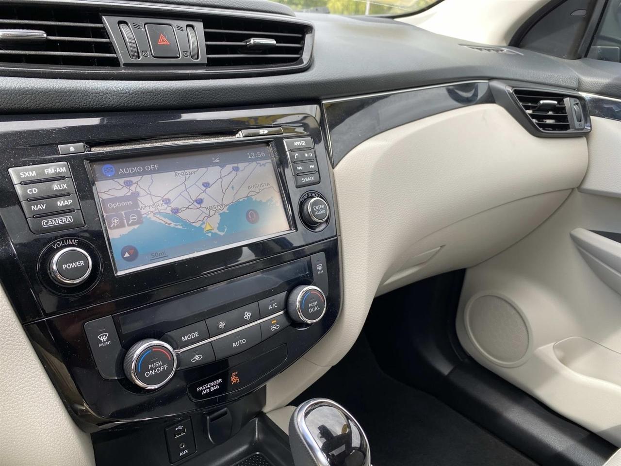 Nissan Rogue Sport  2018