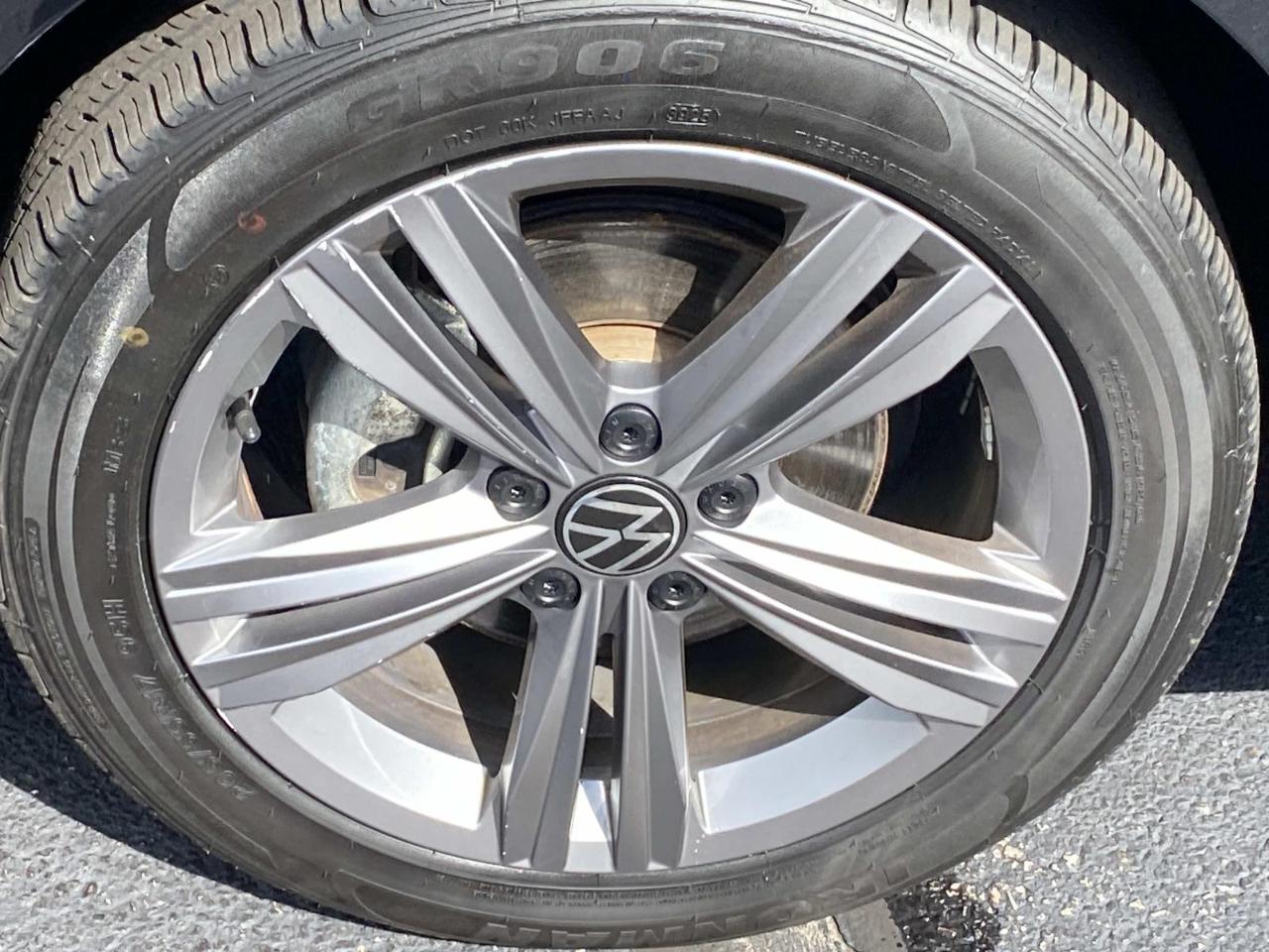 Volkswagen Jetta SE 2024