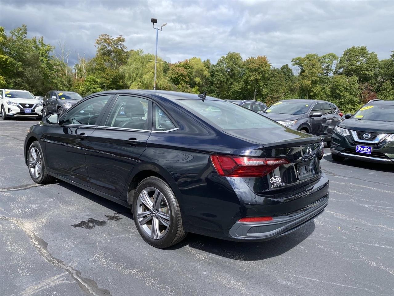 Volkswagen Jetta SE Auto 2024
