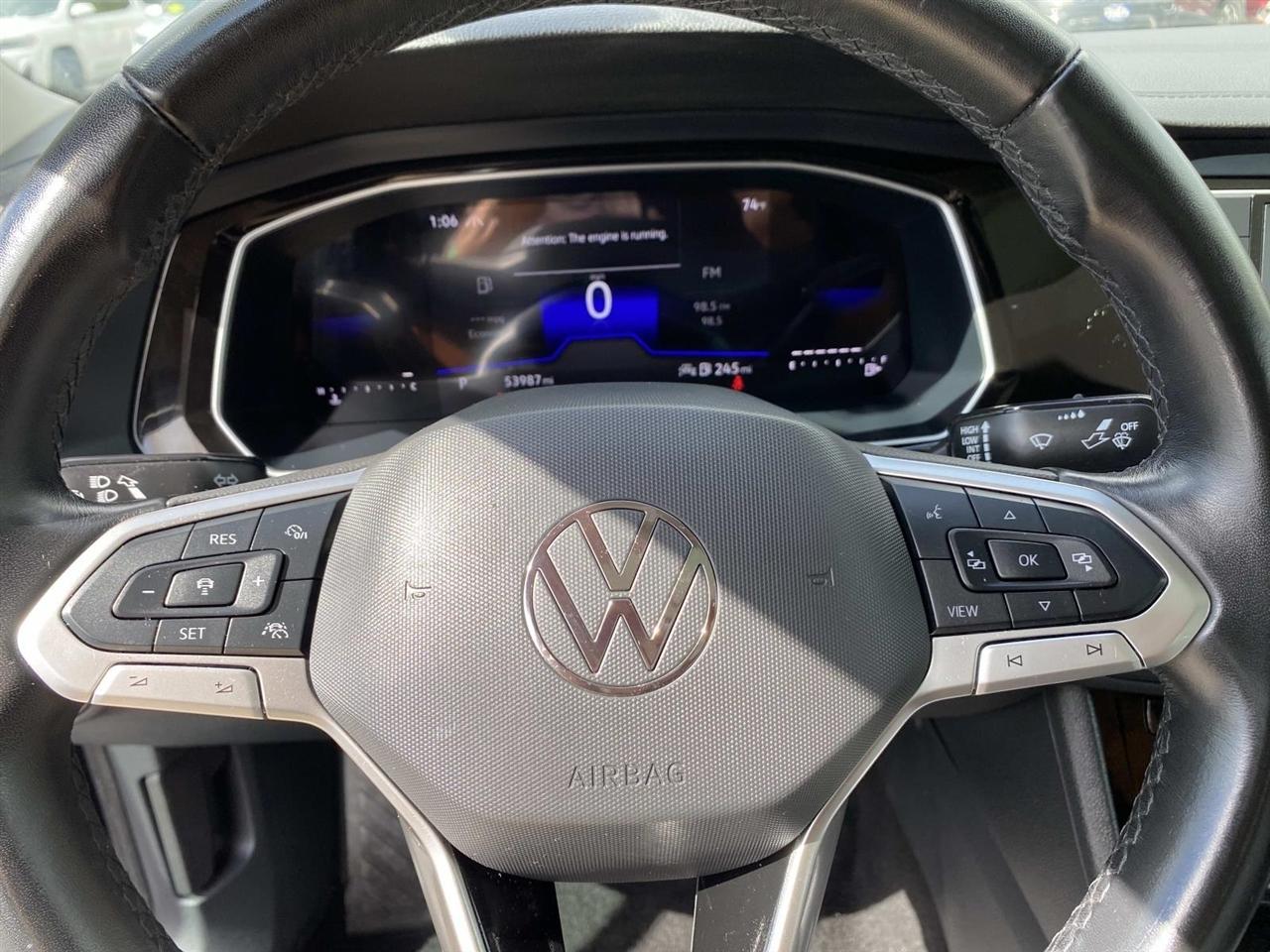 Volkswagen Jetta SE Auto 2024