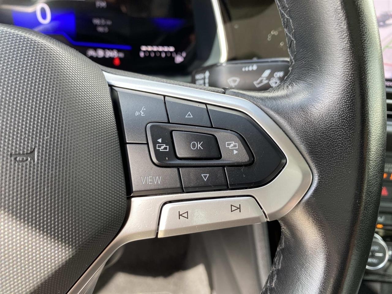 Volkswagen Jetta SE Auto 2024