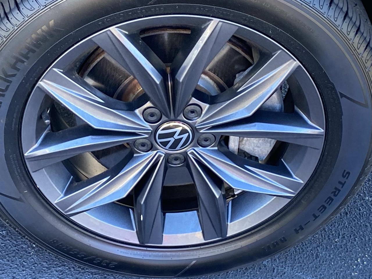 Volkswagen Tiguan  2023