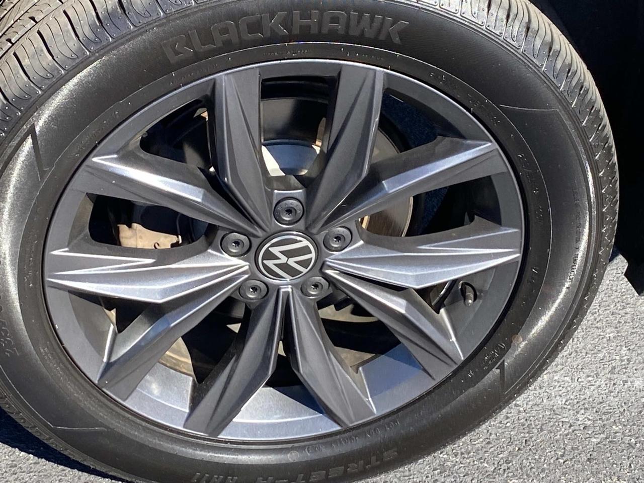 Volkswagen Tiguan  2023