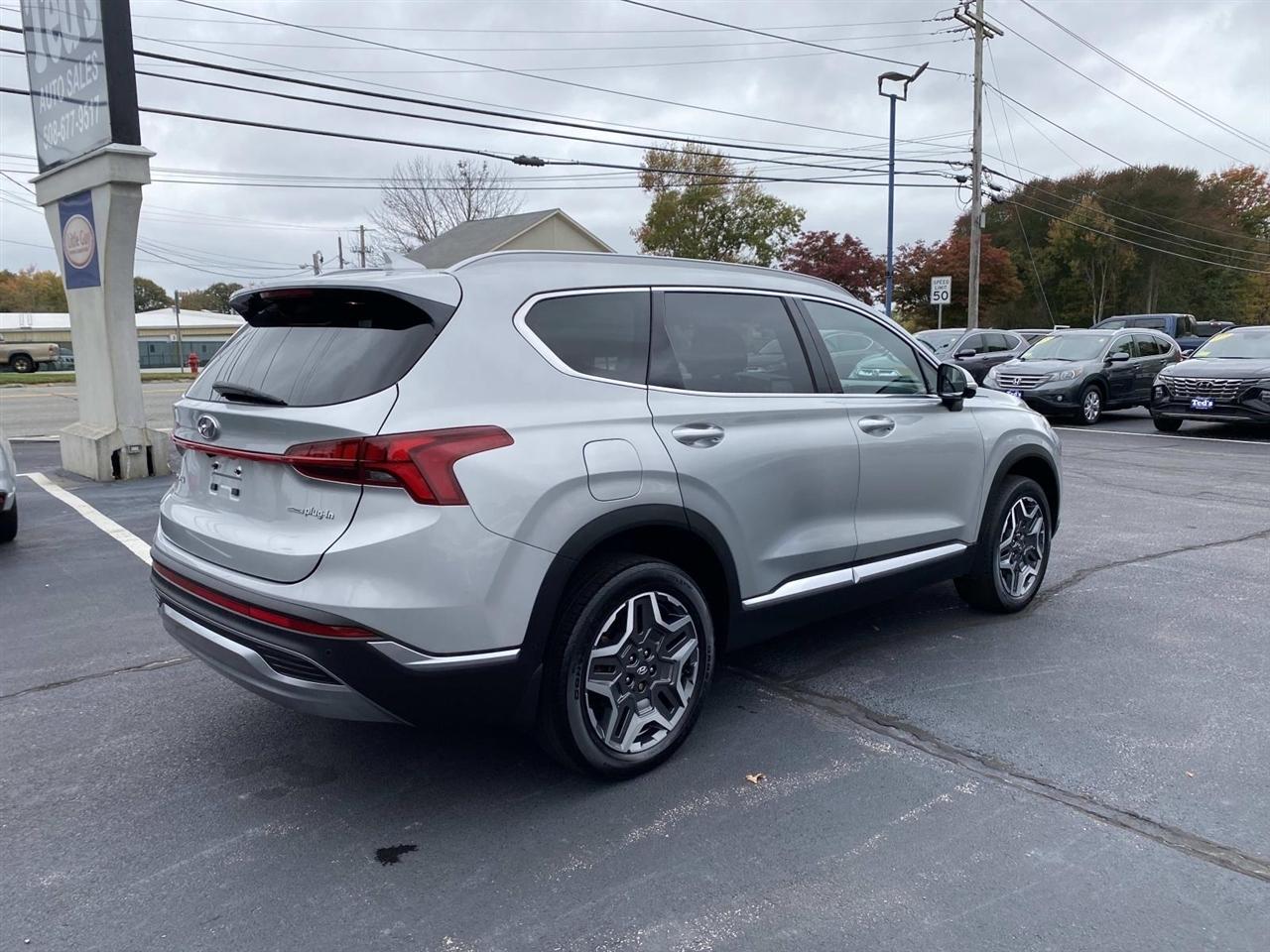 Hyundai Santa Fe Plug-In Hybrid  2023