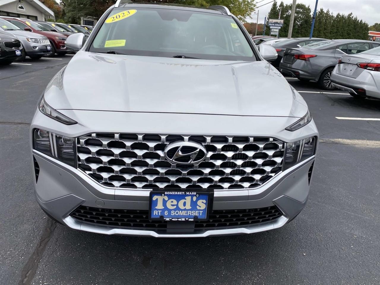 Hyundai Santa Fe Plug-In Hybrid  2023