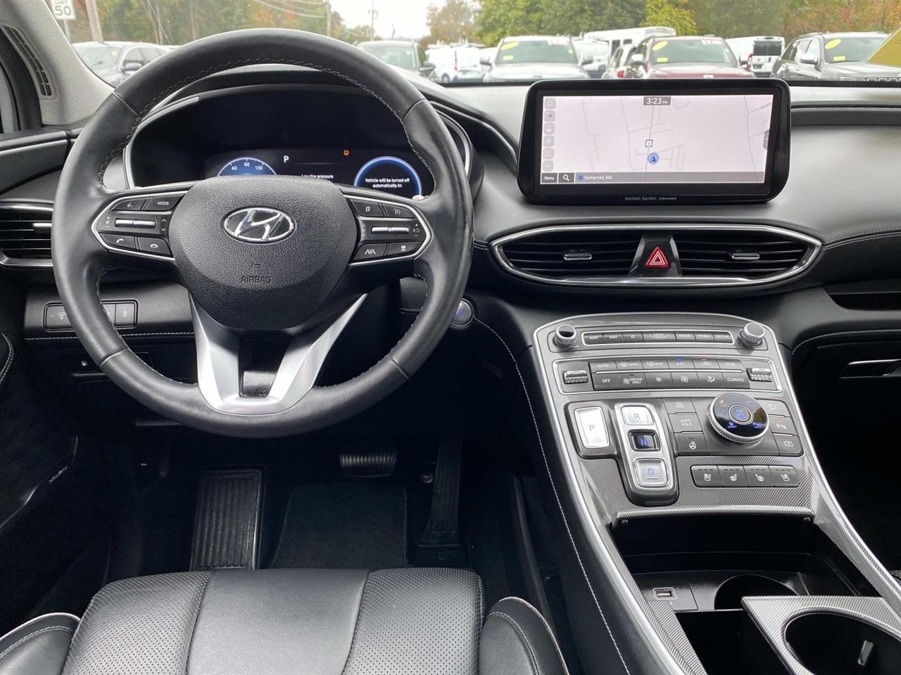 Hyundai Santa Fe Plug-In Hybrid  2023