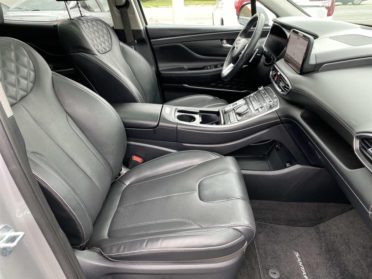 Hyundai Santa Fe Plug-In Hybrid  2023
