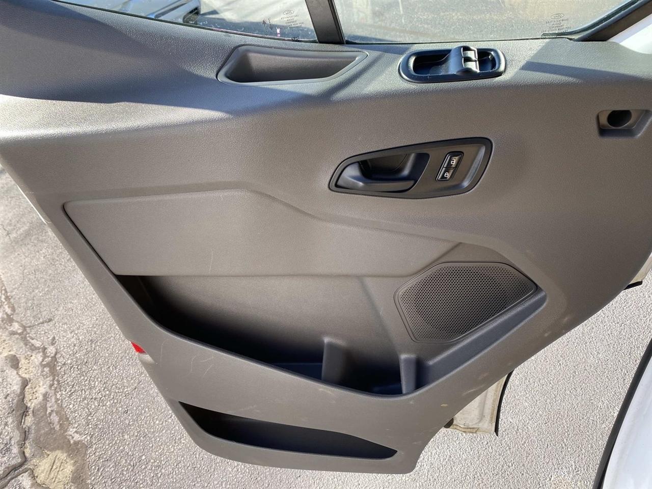 Ford Transit  2021