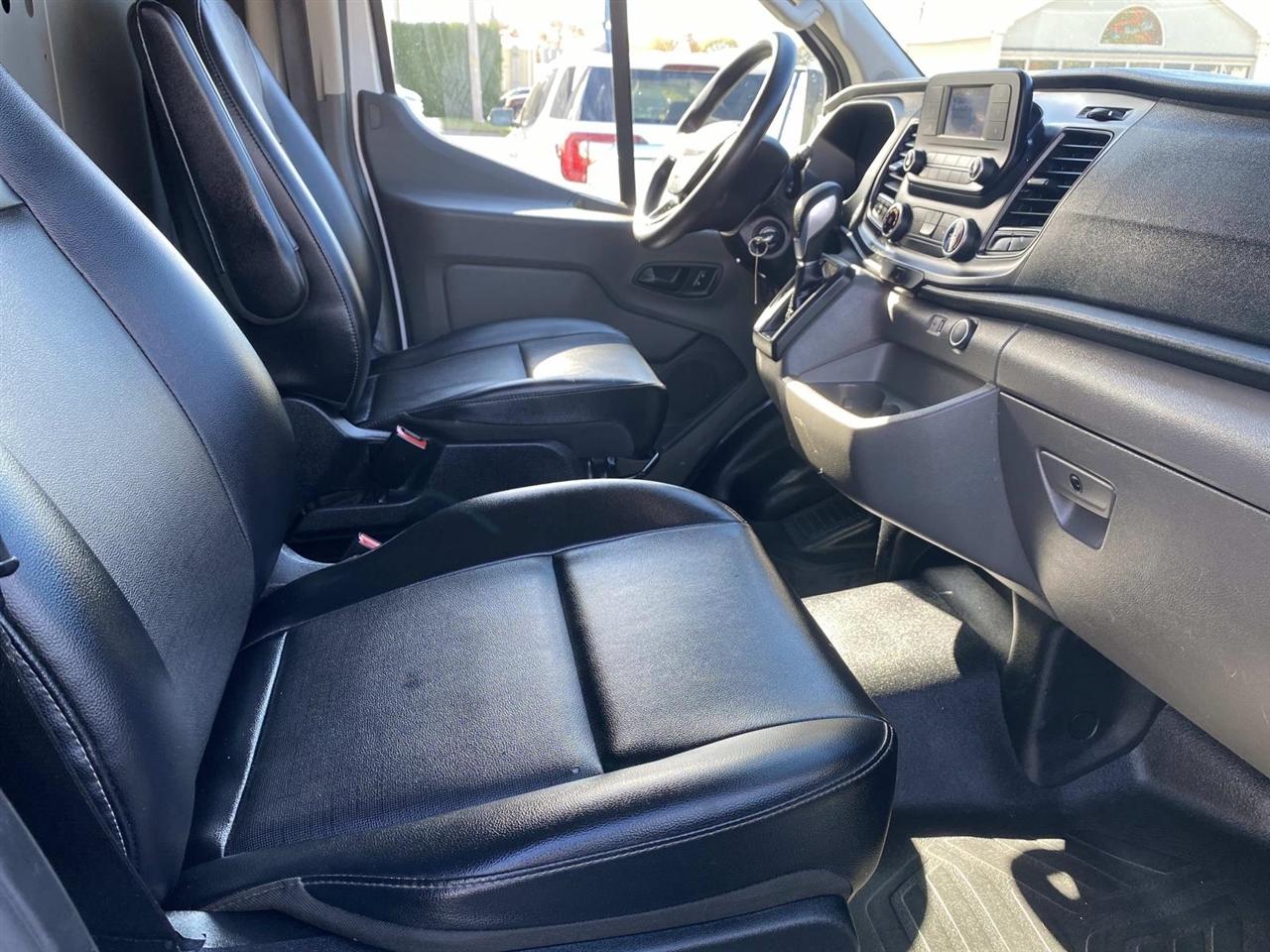 Ford Transit  2021