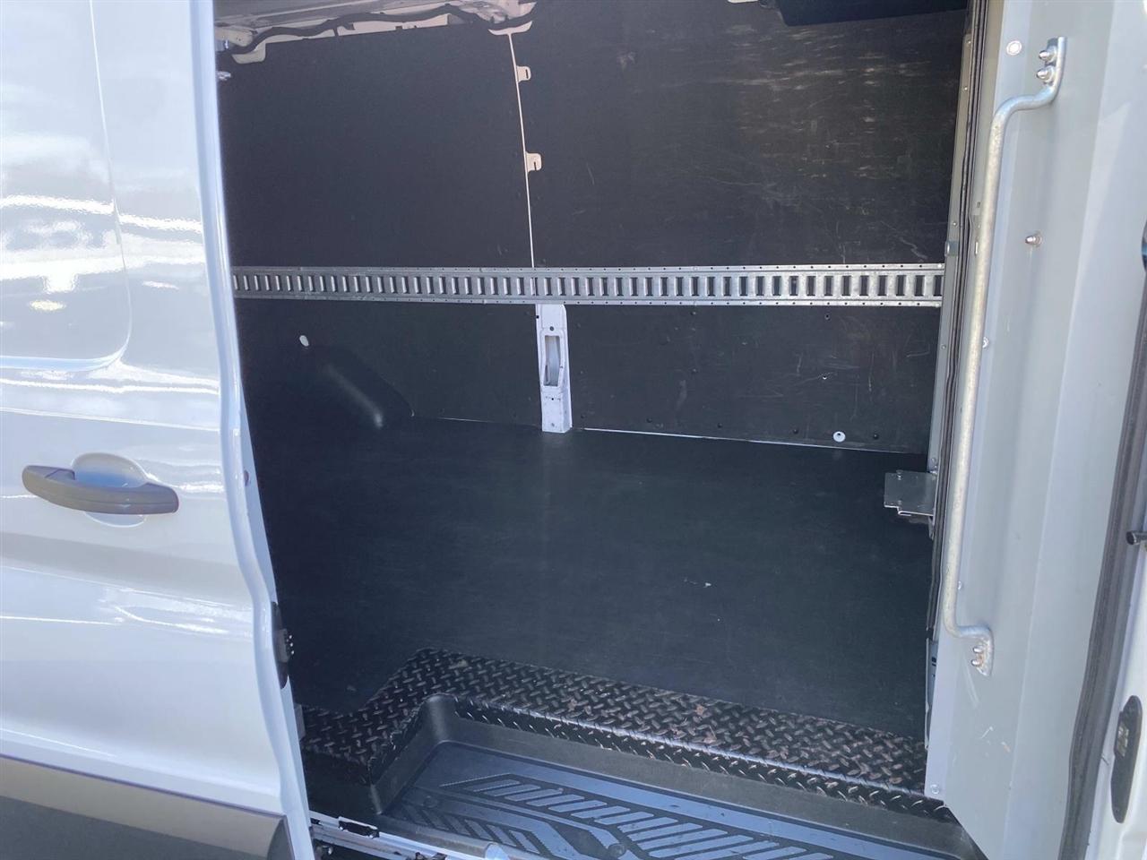 Ford Transit  2021