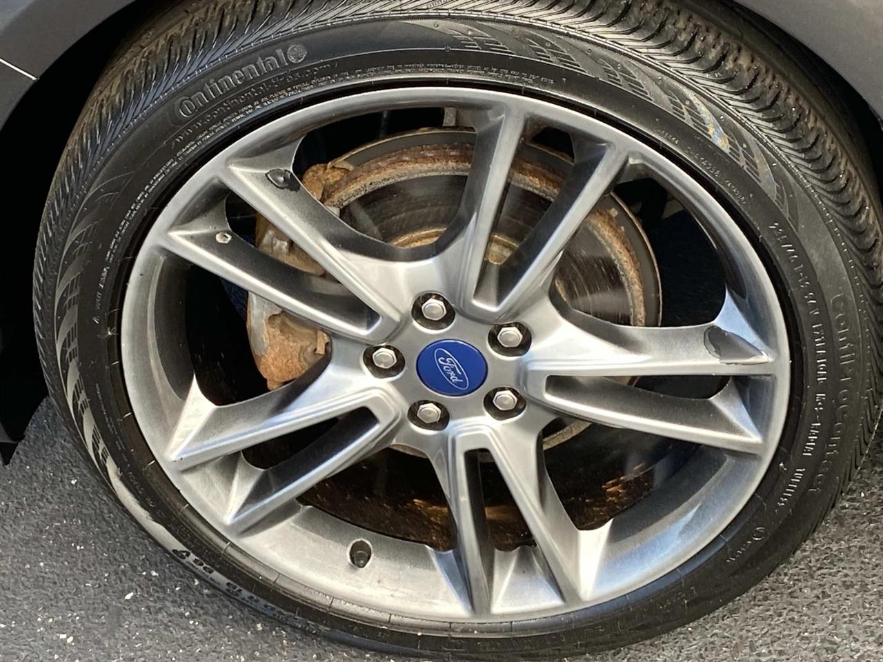 Ford Fusion  2015