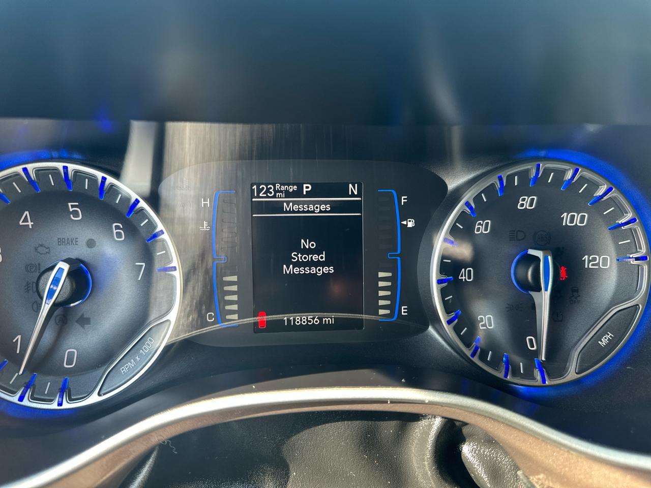 Chrysler Pacifica Touring-L FWD 2017