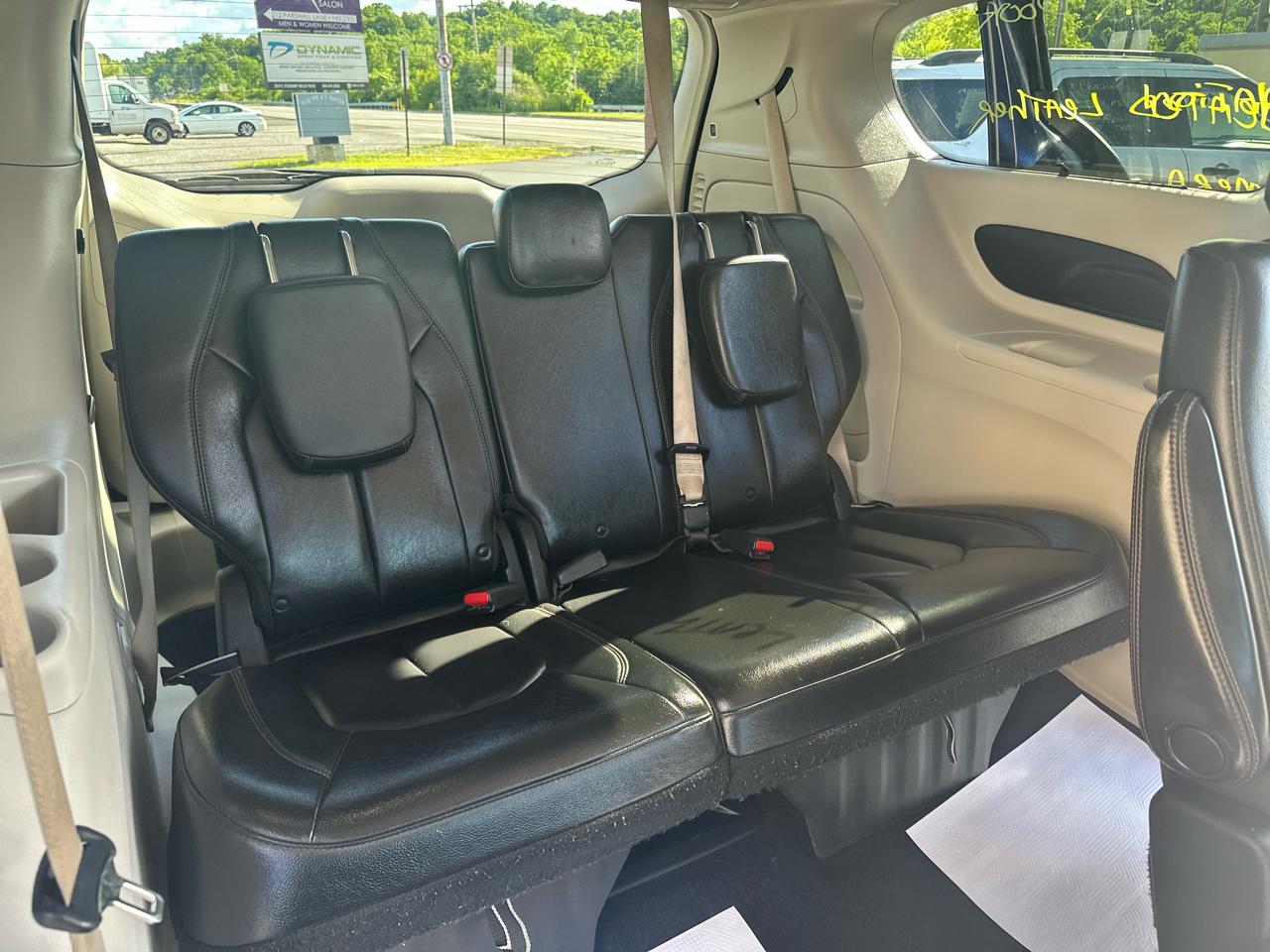Chrysler Pacifica Touring-L FWD 2017