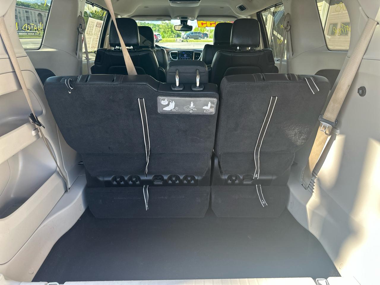 Chrysler Pacifica Touring-L FWD 2017