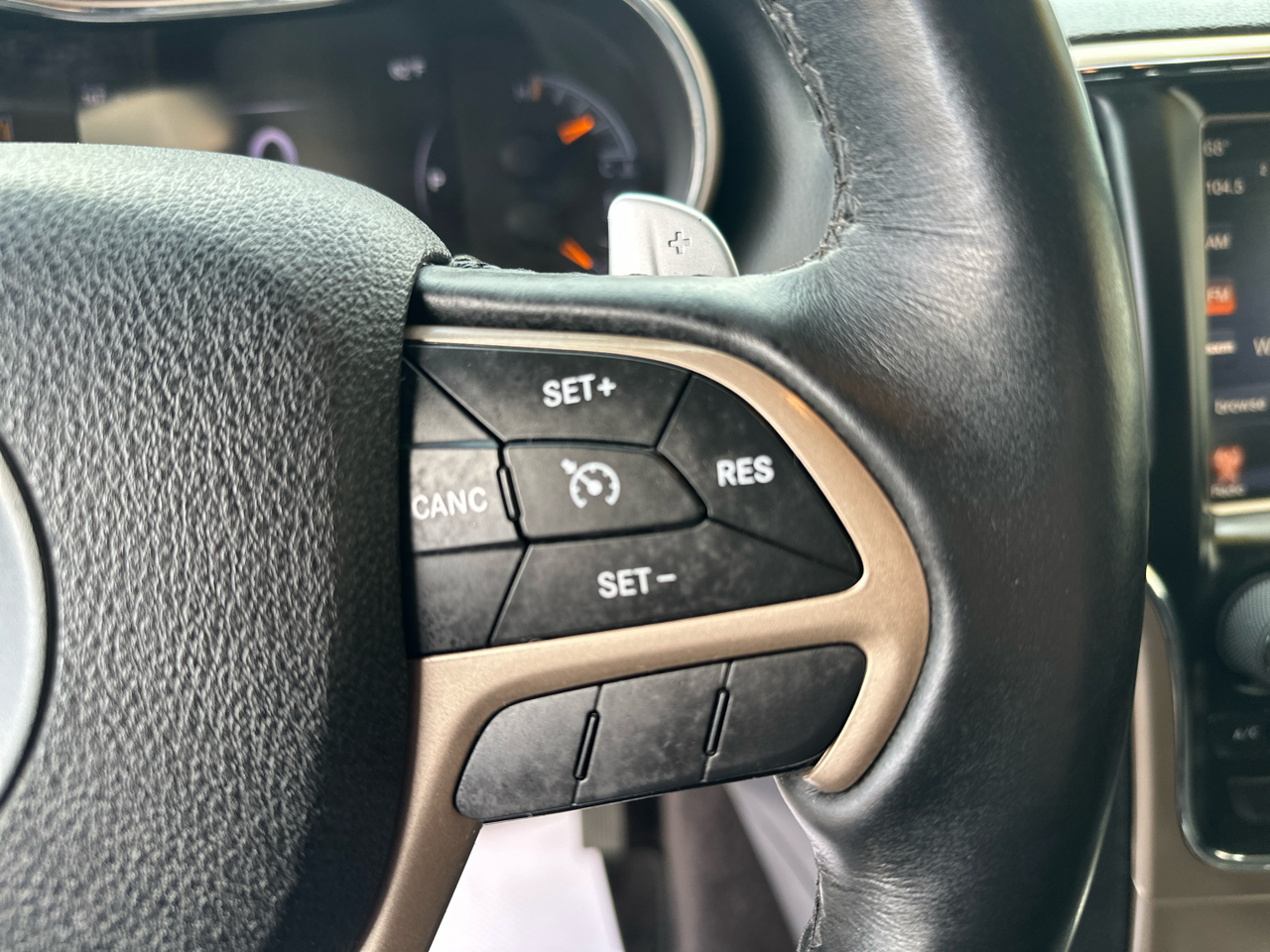 Jeep Grand Cherokee 4WD 4dr 75th Anniversary 2016 Jeep Grand Cherokee 4WD 4dr 75th Anniversary 2016