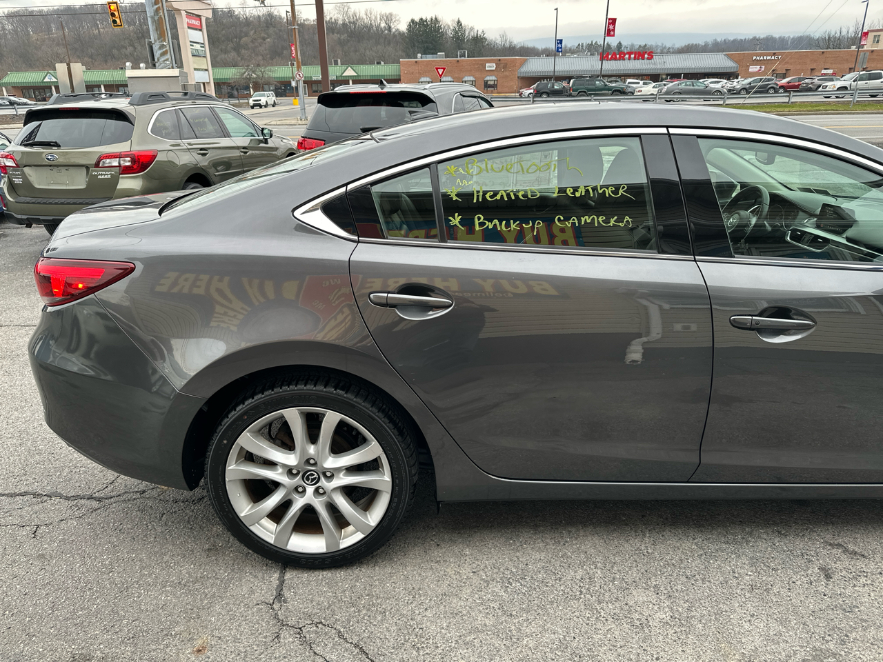 2017 Mazda Mazda6 Touring photo 4