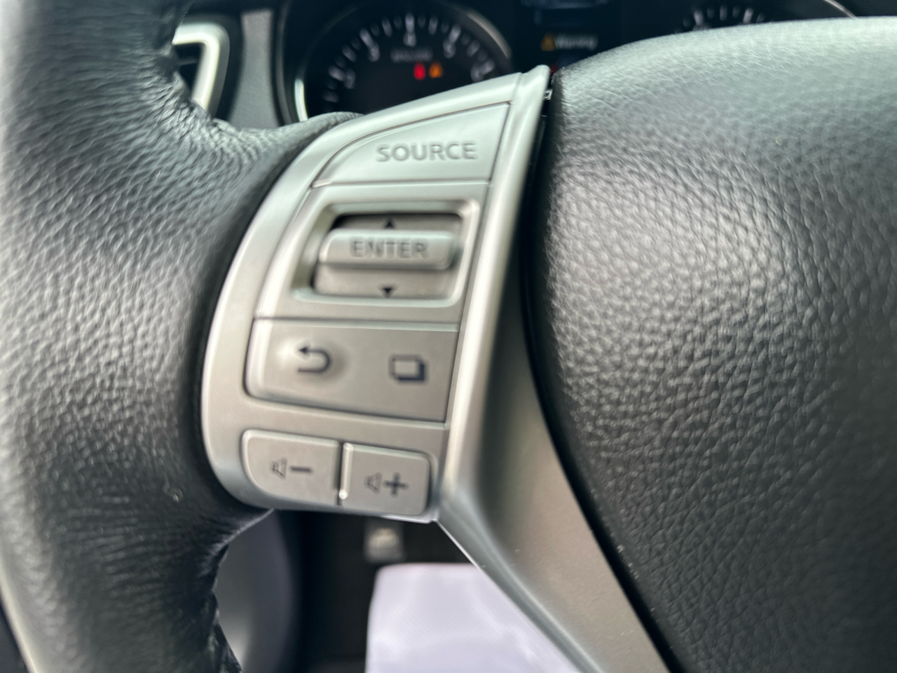 Nissan Rogue AWD 4dr SL 2016