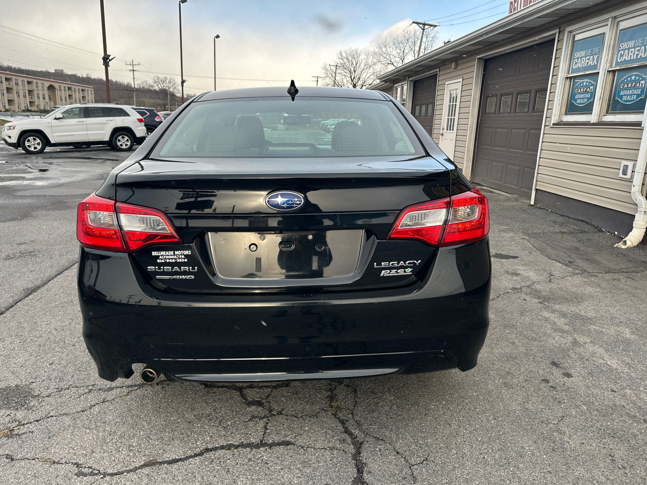 Subaru Legacy 4dr Sdn 2.5i Limited PZEV 2016