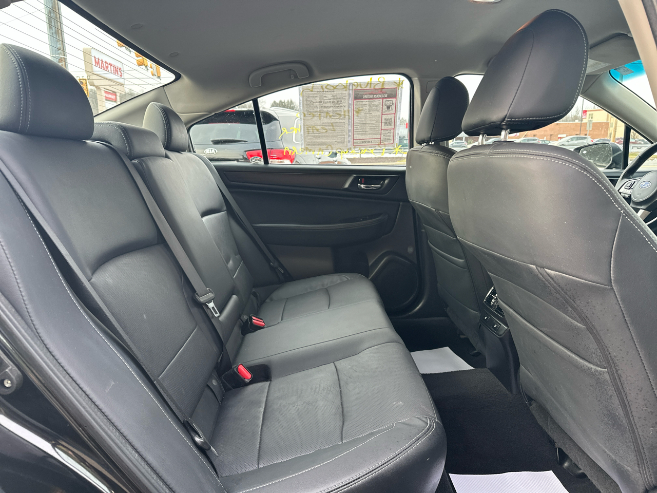 Subaru Legacy 4dr Sdn 2.5i Limited PZEV 2016