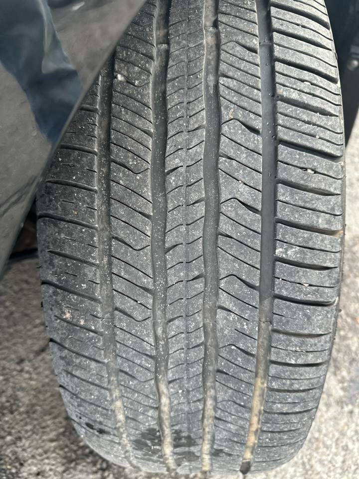 Subaru Legacy 4dr Sdn 2.5i Limited PZEV 2016