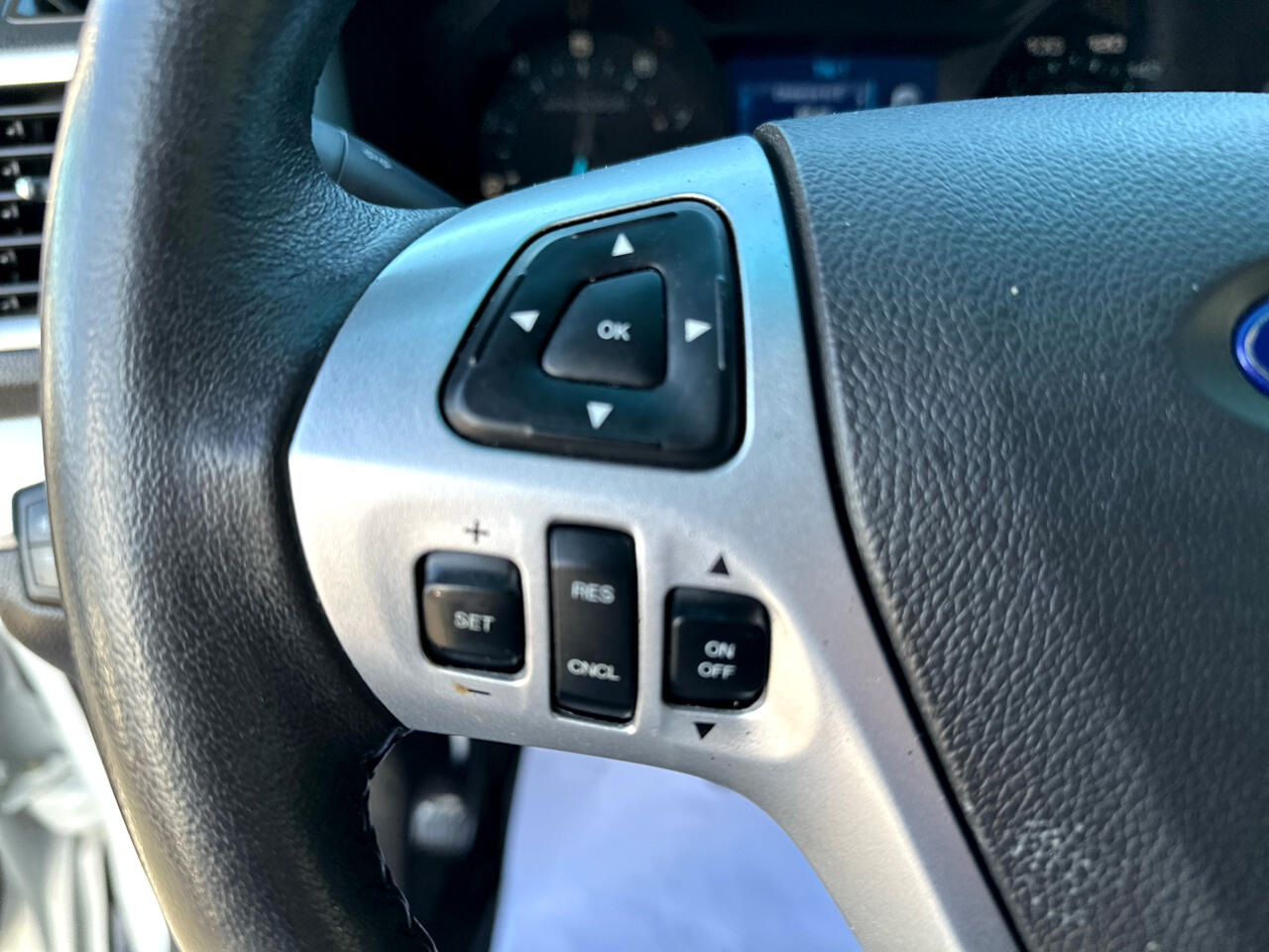 Ford Explorer 4WD 4dr XLT 2015