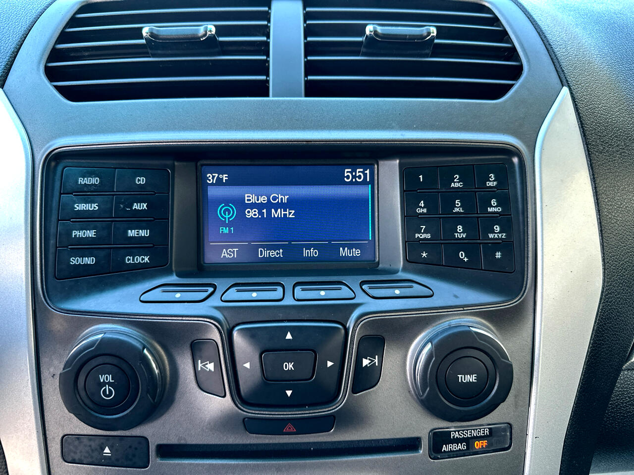 Ford Explorer 4WD 4dr XLT 2015