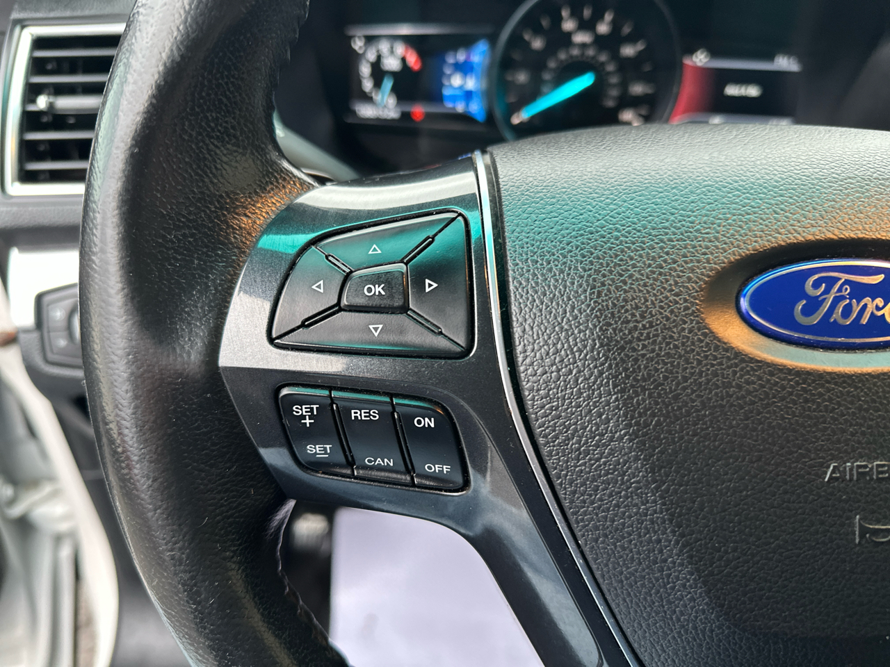 Ford Explorer 4WD 4dr Limited 2016