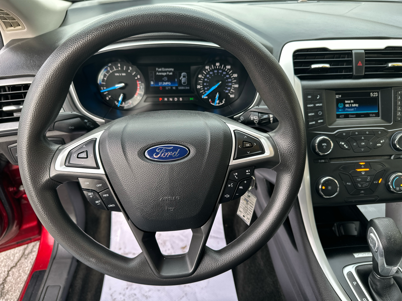 Ford Fusion 4dr Sdn SE FWD 2015