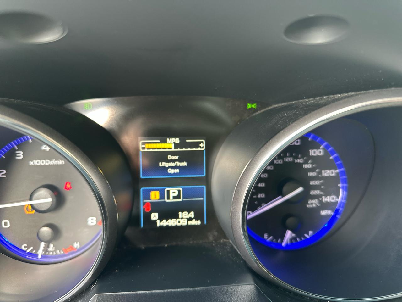 Subaru Outback 4dr Wgn 2.5i Premium PZEV 2015