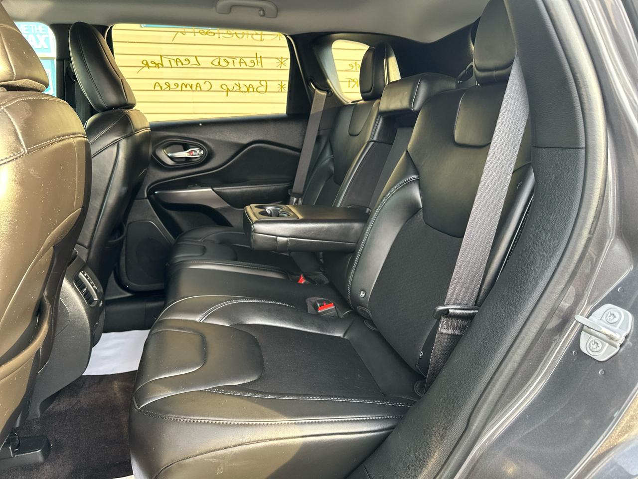 Jeep Cherokee Latitude Plus 4x4 2019