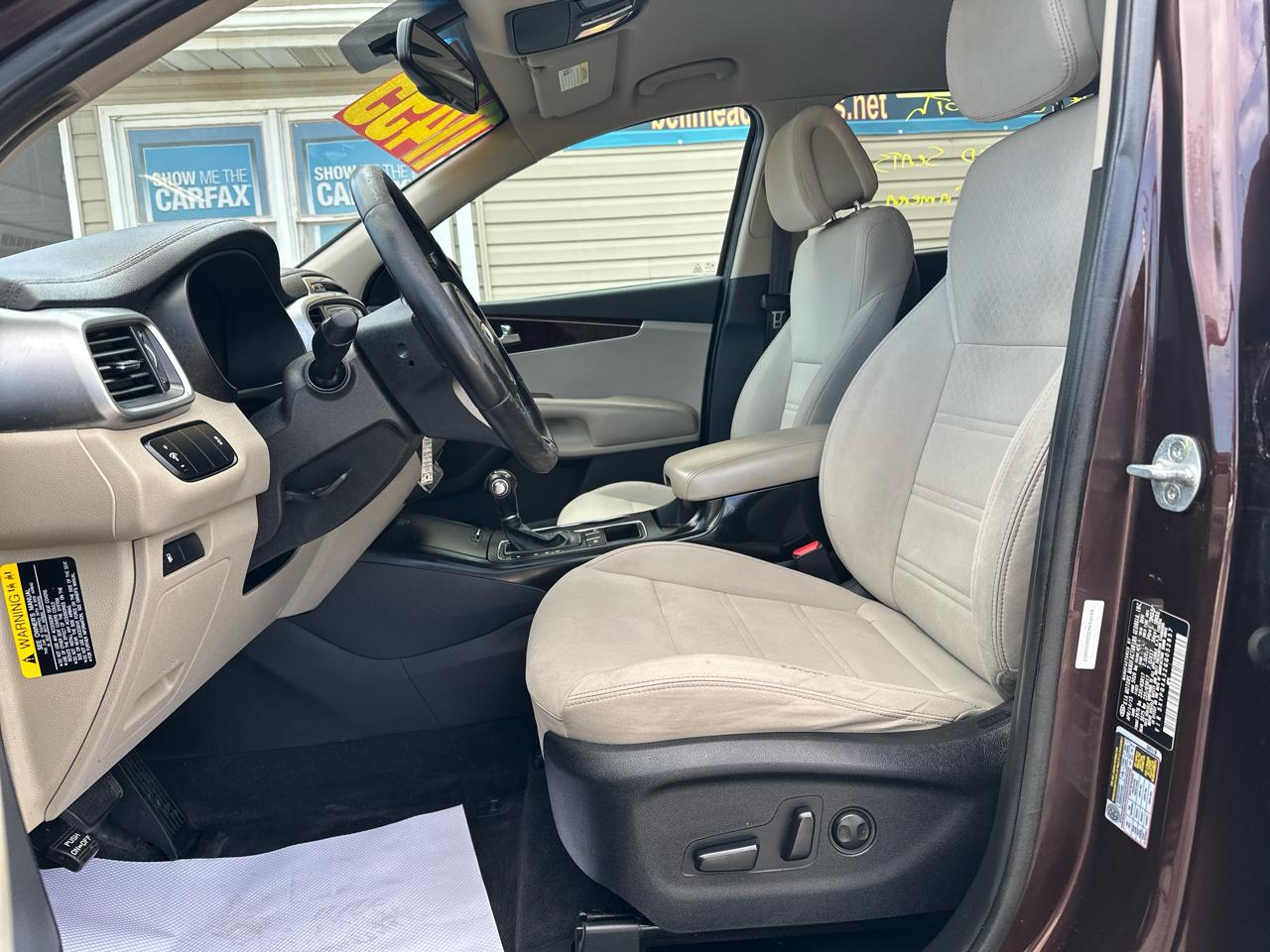 Kia Sorento FWD 4dr 2.4L LX 2016