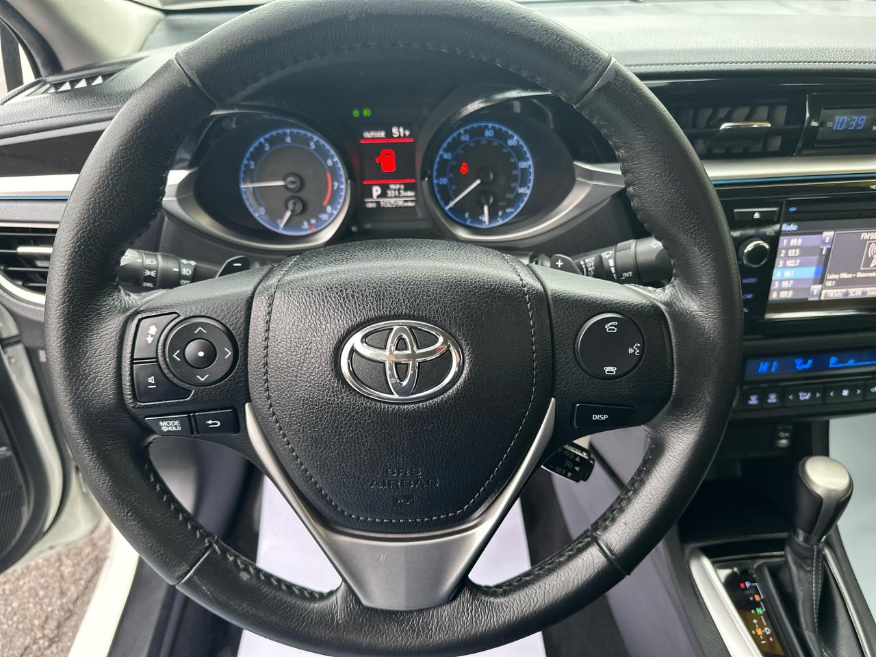 Toyota Corolla 4dr Sdn CVT LE Premium (Natl) 2015