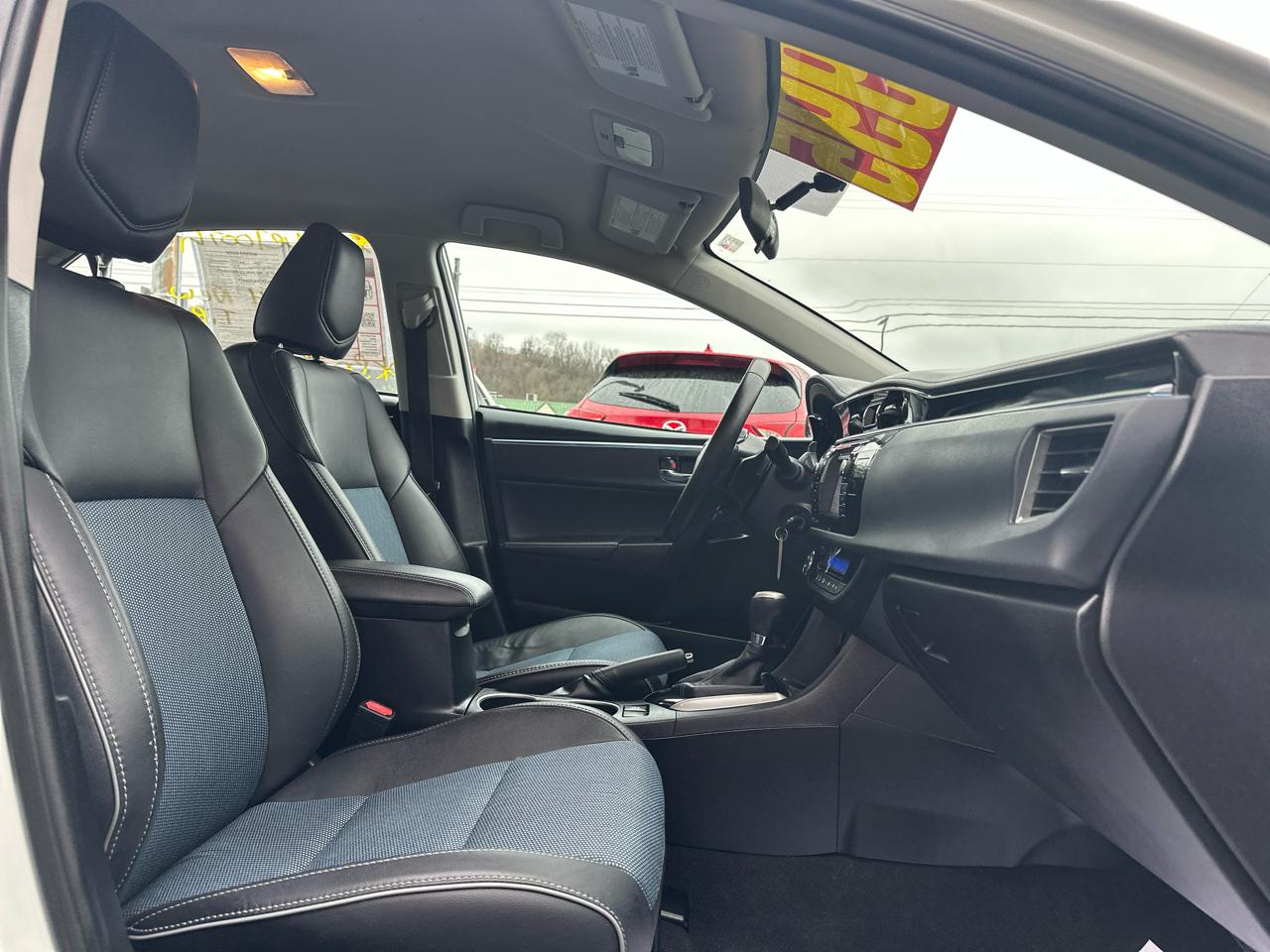 Toyota Corolla 4dr Sdn CVT LE Premium (Natl) 2015