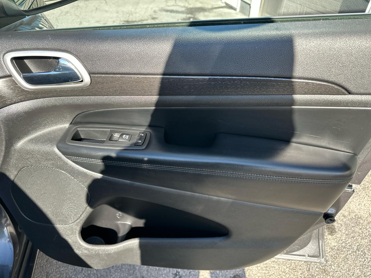 Jeep Grand Cherokee 4WD 4dr Altitude 2015