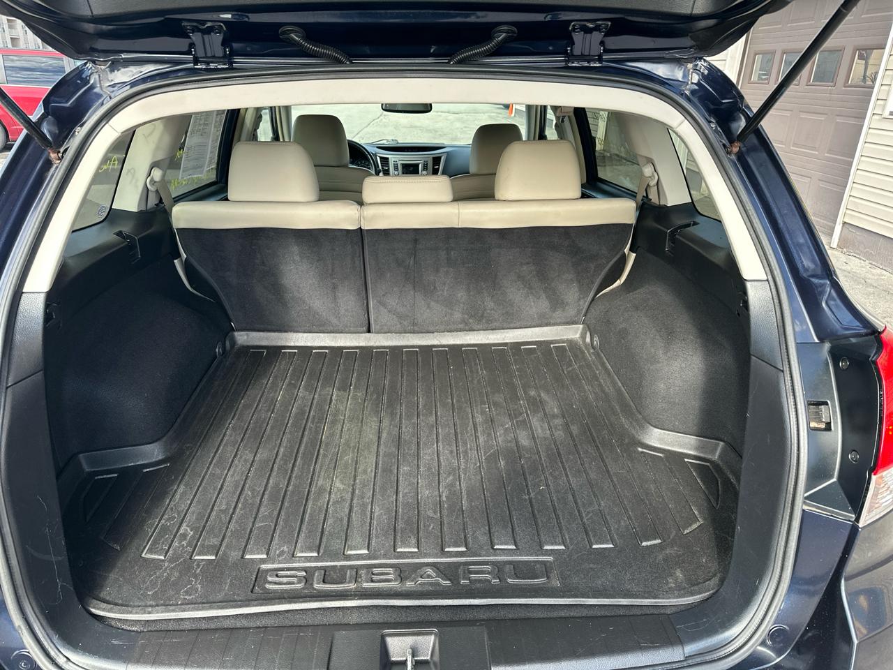 Subaru Outback 4dr Wgn H4 Auto 2.5i Limited 2013