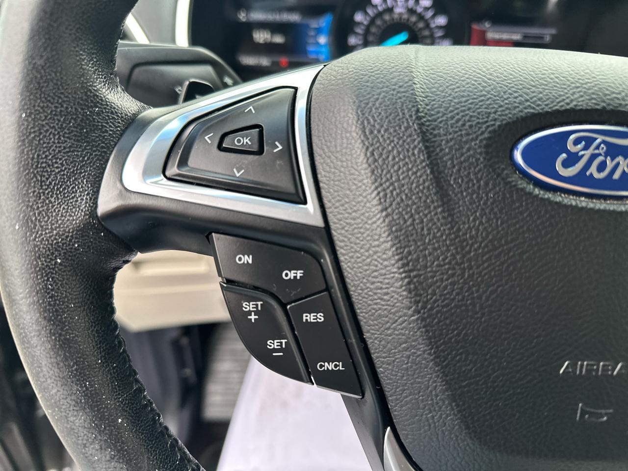 Ford Edge 4dr Titanium AWD 2016