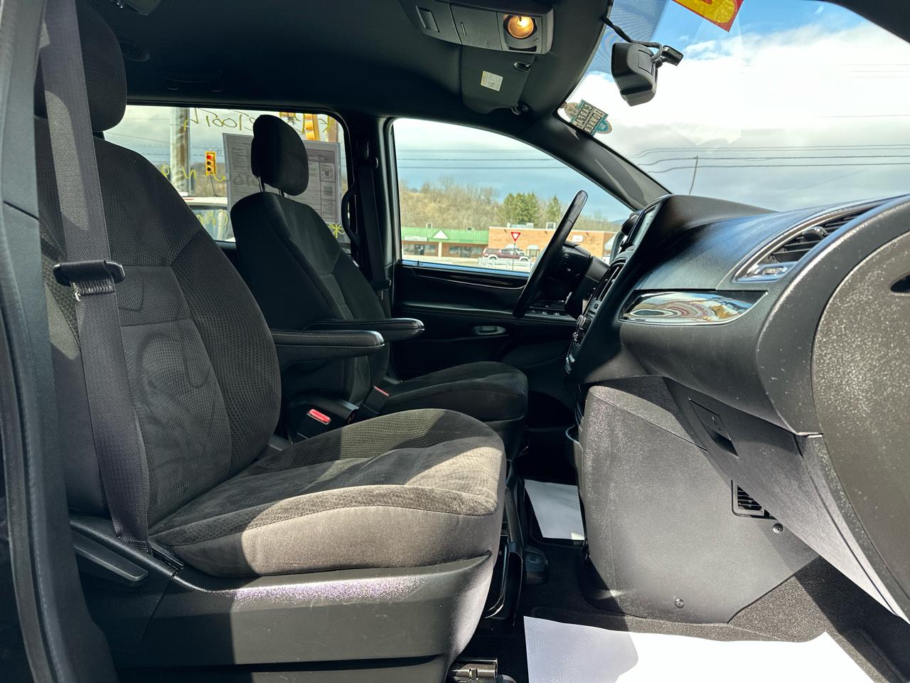 Dodge Grand Caravan SE Plus Wagon 2017