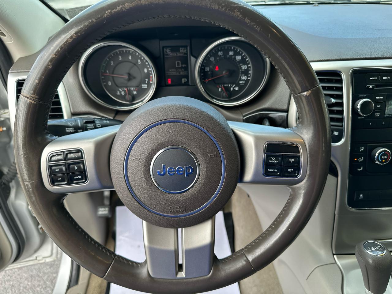 Jeep Grand Cherokee 4WD 4dr Laredo 2011