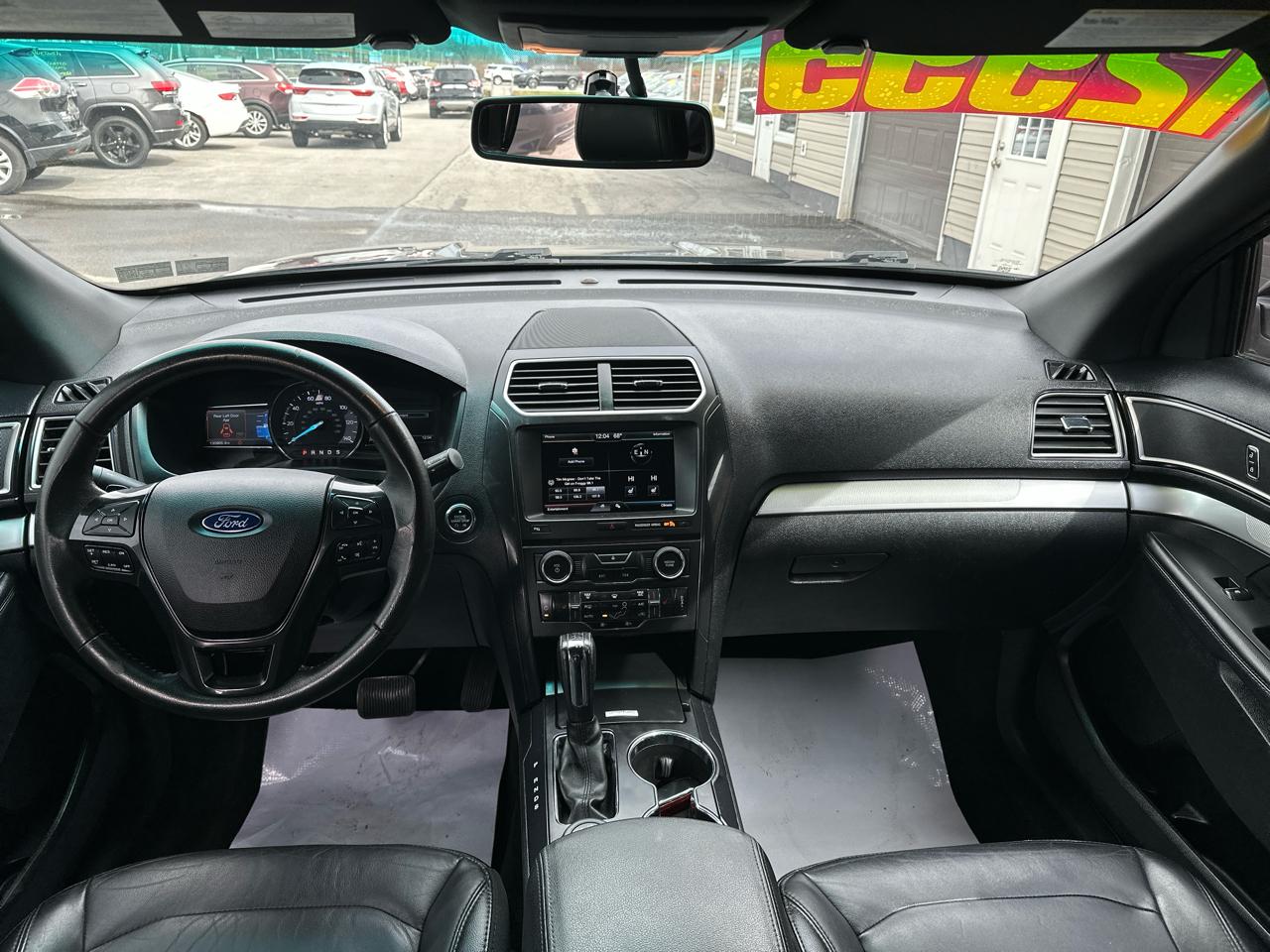 Ford Explorer 4WD 4dr XLT 2016