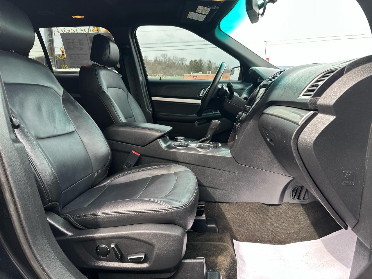 Ford Explorer 4WD 4dr XLT 2016